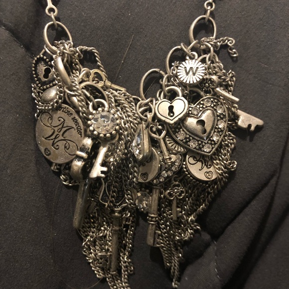 Martine Webster silver key heart lock charm necklace - Picture 10 of 10